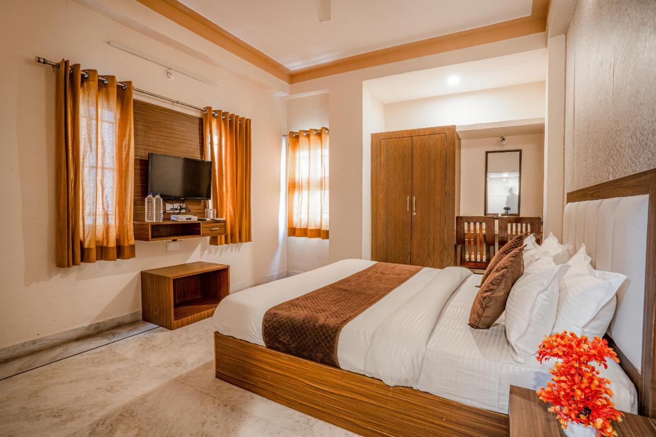 Hotel Tripli Udaipur Extérieur photo