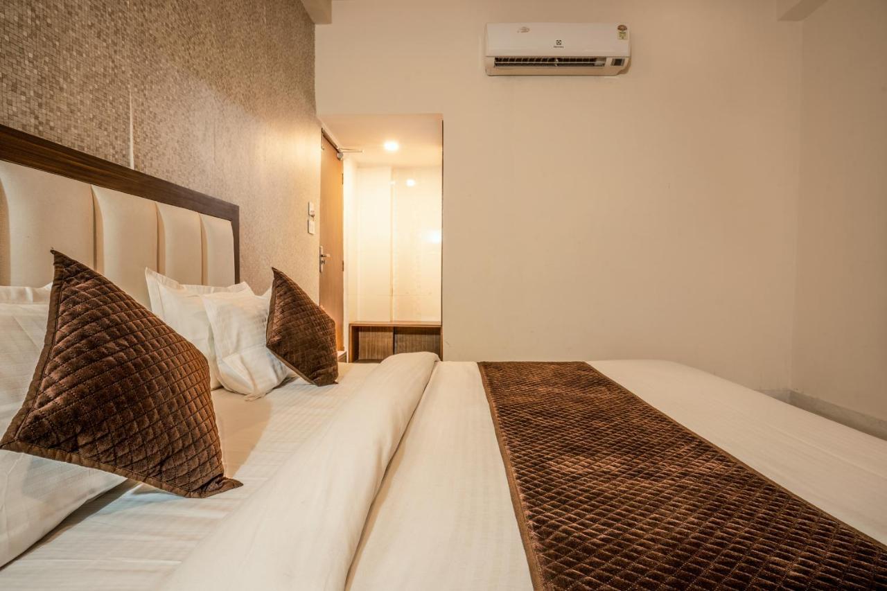 Hotel Tripli Udaipur Extérieur photo