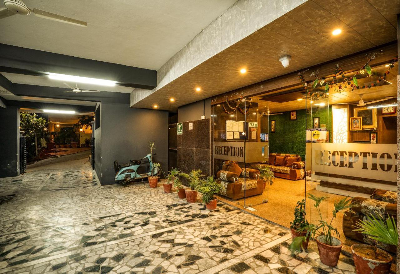 Hotel Tripli Udaipur Extérieur photo