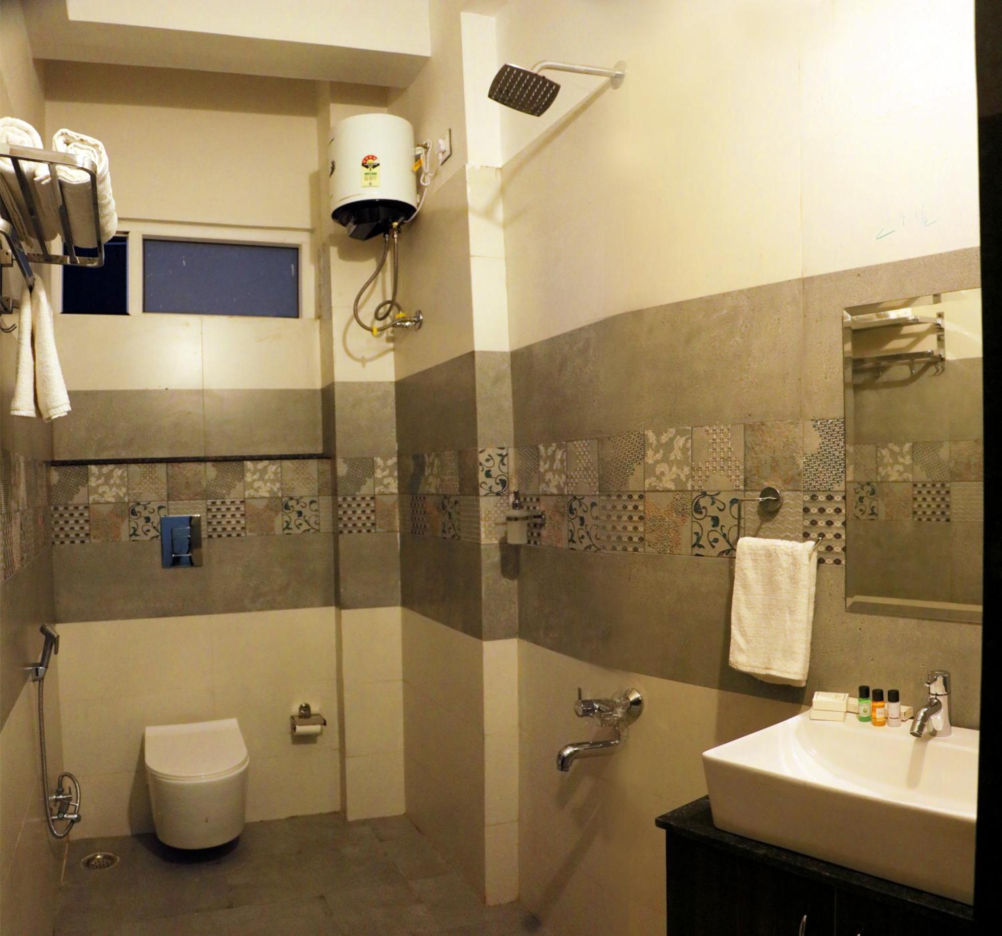 Hotel Tripli Udaipur Extérieur photo
